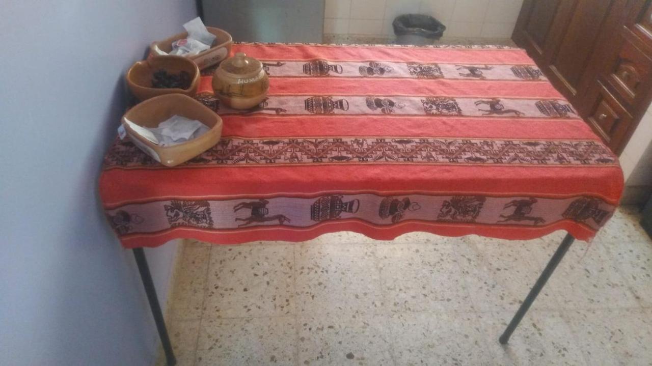 Hospedaje El Abuelo Humahuaca Eksteriør billede