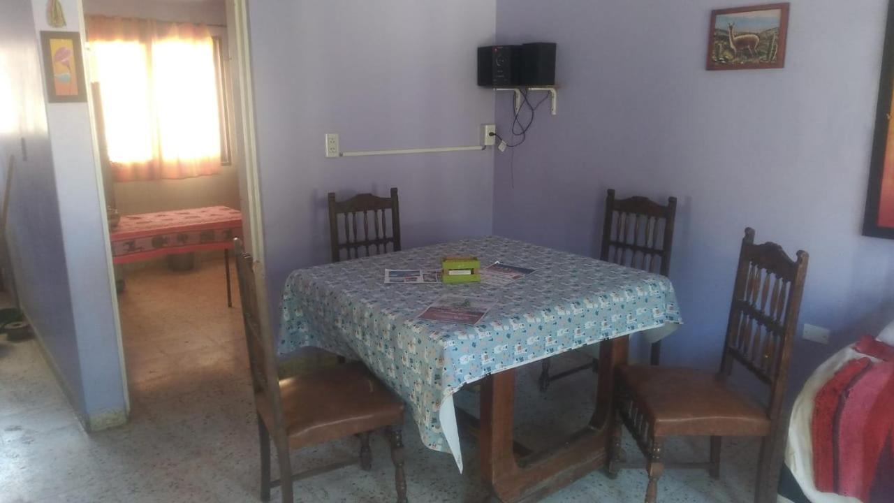 Hospedaje El Abuelo Humahuaca Eksteriør billede